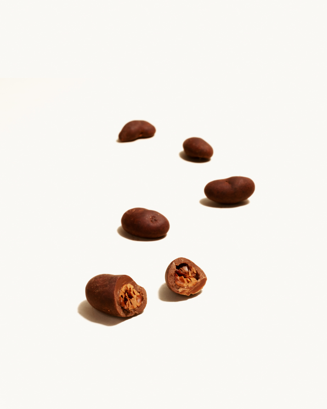 Malted Cacao Beans Chocolate Dragees - 43% Malt Milk
